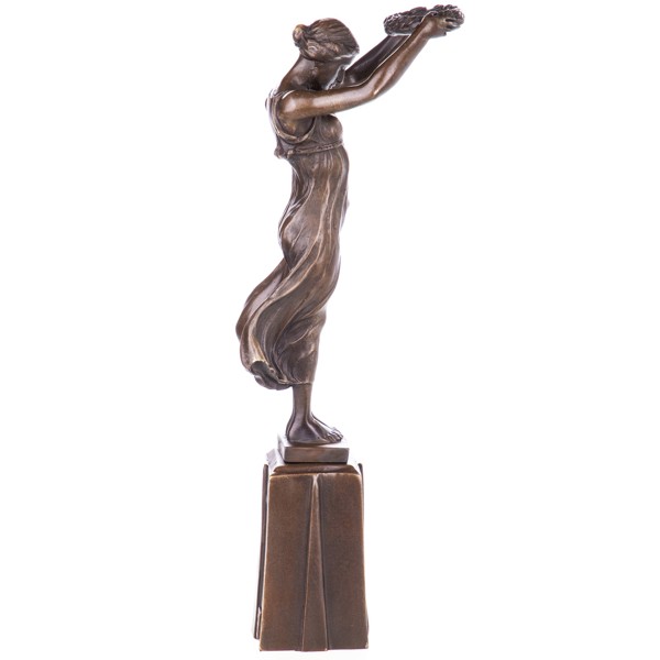 Nő babérkoszorúval - bronz szobor képe
